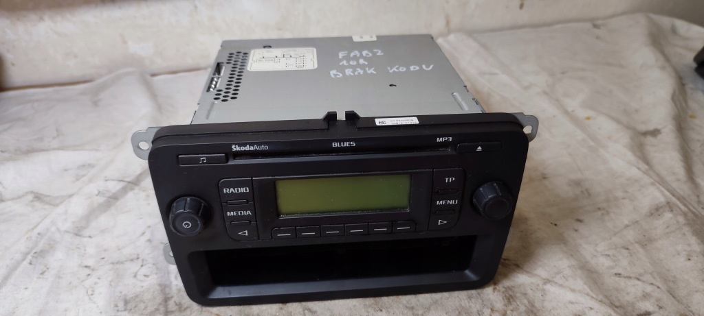фото №1, Skoda fabia ii lift 10r радио cd mp3 5j0035152a eu