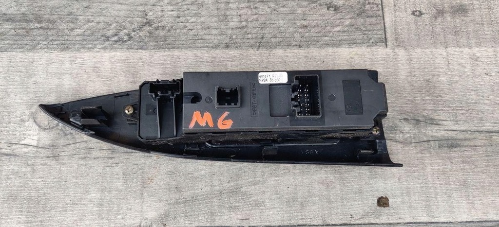 фото №5, Переключатель окон ручка дверь mazda 6 gg 2001 gp9a