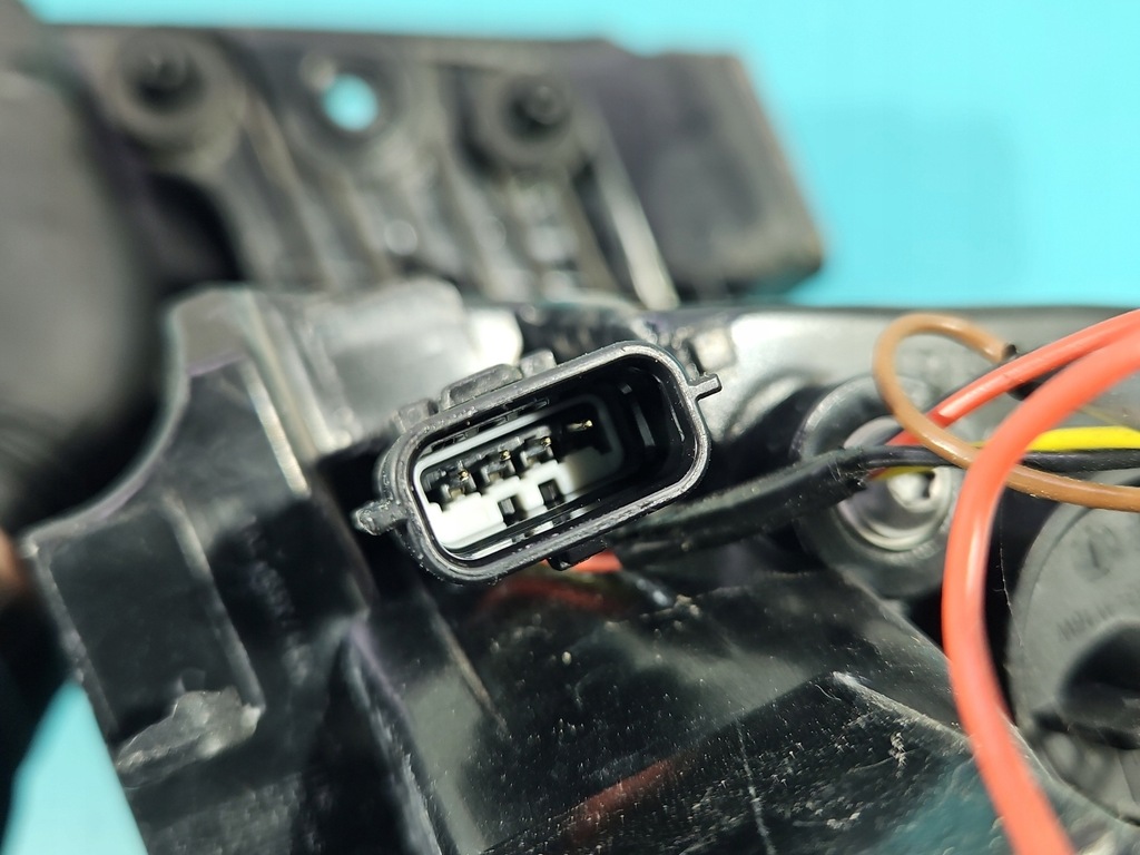 фото №11, Лампа задня ліва з крила 16-20 renault megane iv sedan