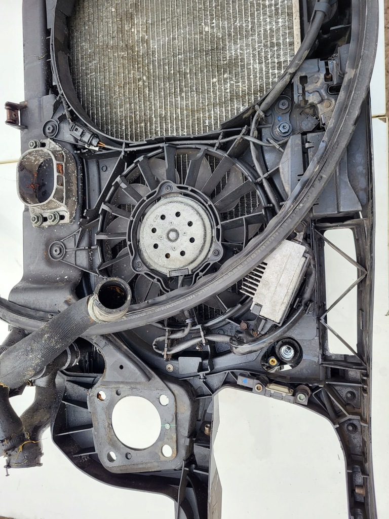 фото №10, Pas передний радиатор audi a4 b6 2.5 tdi комплект