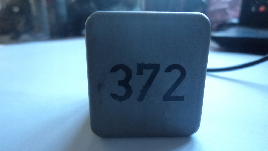 фото №1, Реле audi оригинальный номер 4d0951253