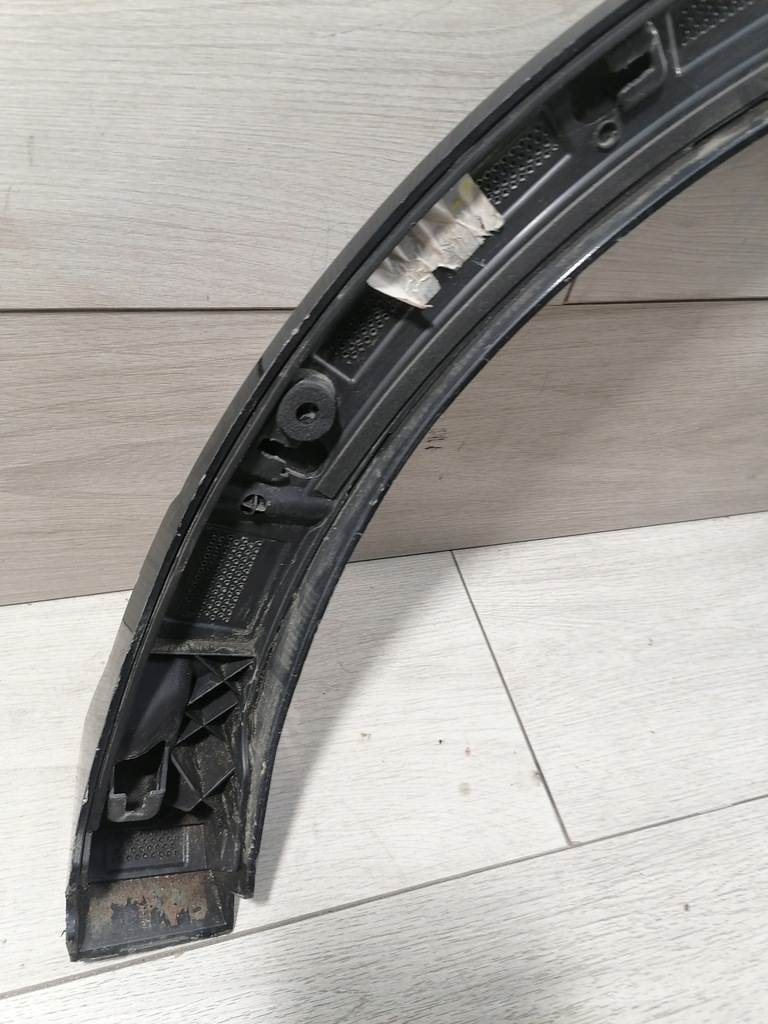 фото №9, Audi q3 молдинг крила правий задня 83a853818a