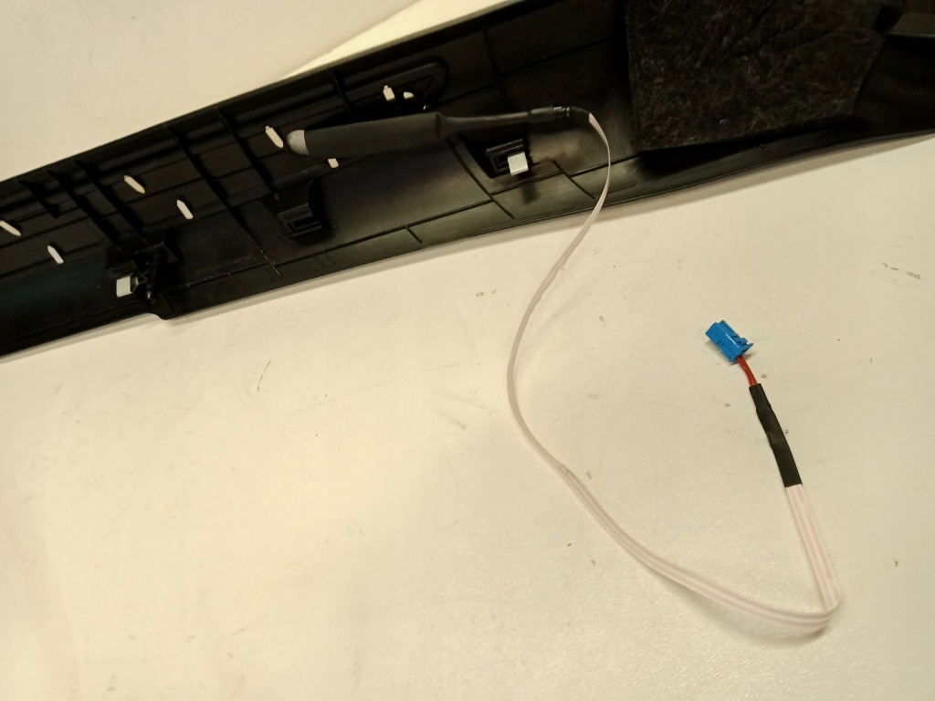 Молдинг накладка порог p/l porsche macan turbo exclusive performance edition с Разборки