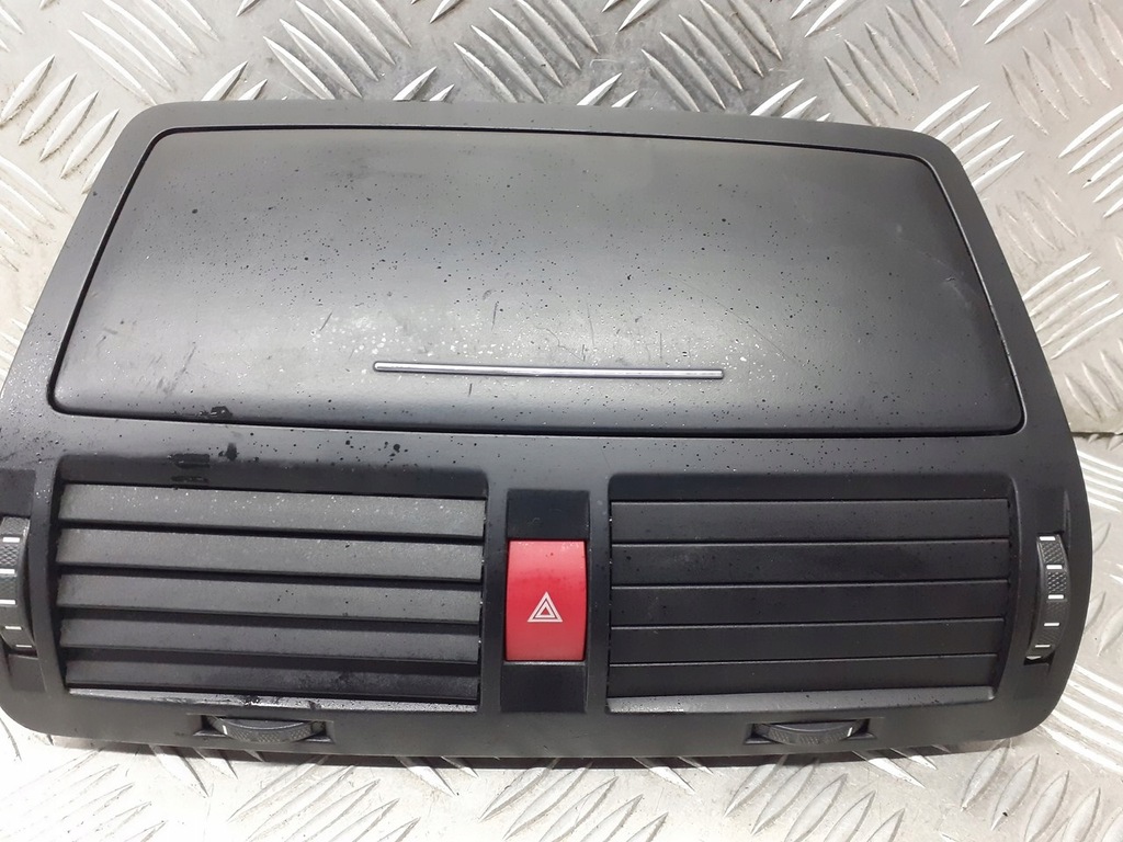 фото №1, Решітка обдув середня skoda octavia ii 1z0820951