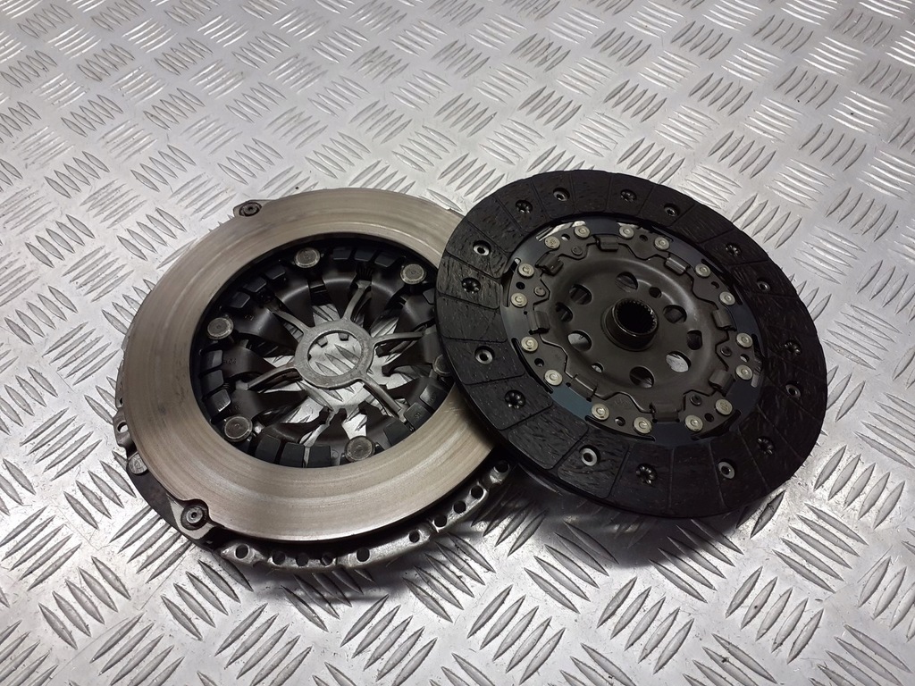 фото №1, Притиск зчеплення з диск dacia logan i 1.4