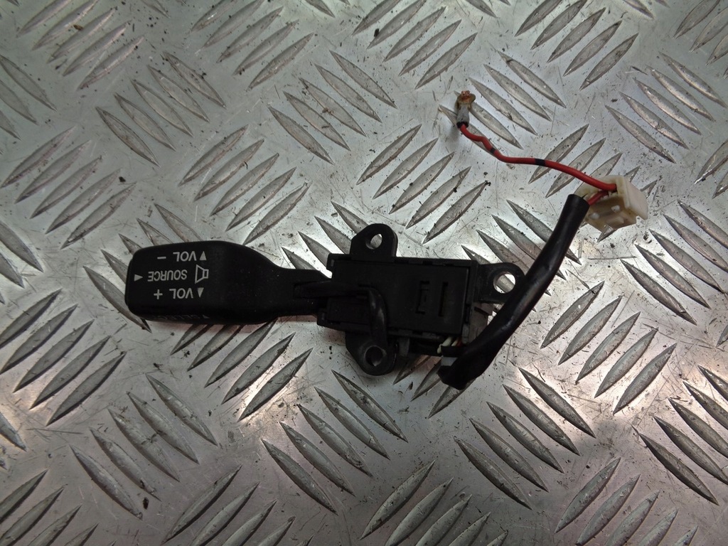 фото №1, Перемикач pilot радіо mazda premacy