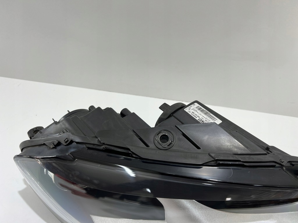 фото №6, Лампа правая обычная vw passat b7 3ab941006