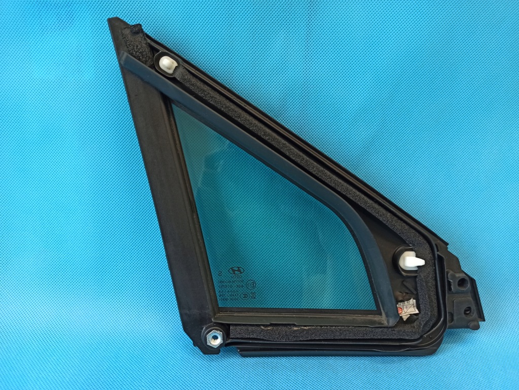 фото №2, Hyundai santa fe 4 iv 2.0crdi 185km 4x4 2020 r стекло дверь левый перед as2