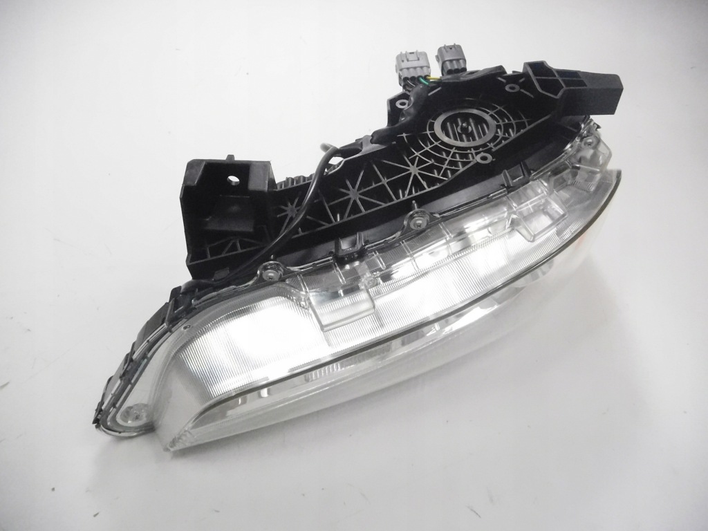 фото №4, Лампа передняя правая mitsubishi asx 8301b588