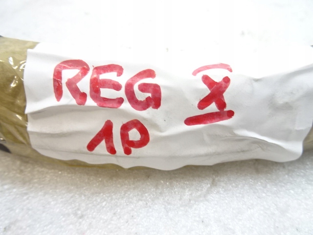 фото №6, Citroen ds7 левая прокладка дверь передних перед