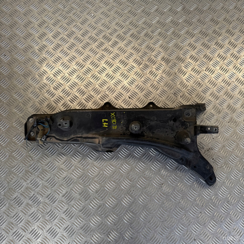 фото №1, Кронштейн крыла левый volvo xc90 ii lift 31391777