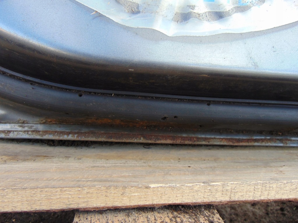 фото №13, Дверь левый задняя peugeot 4007 a39