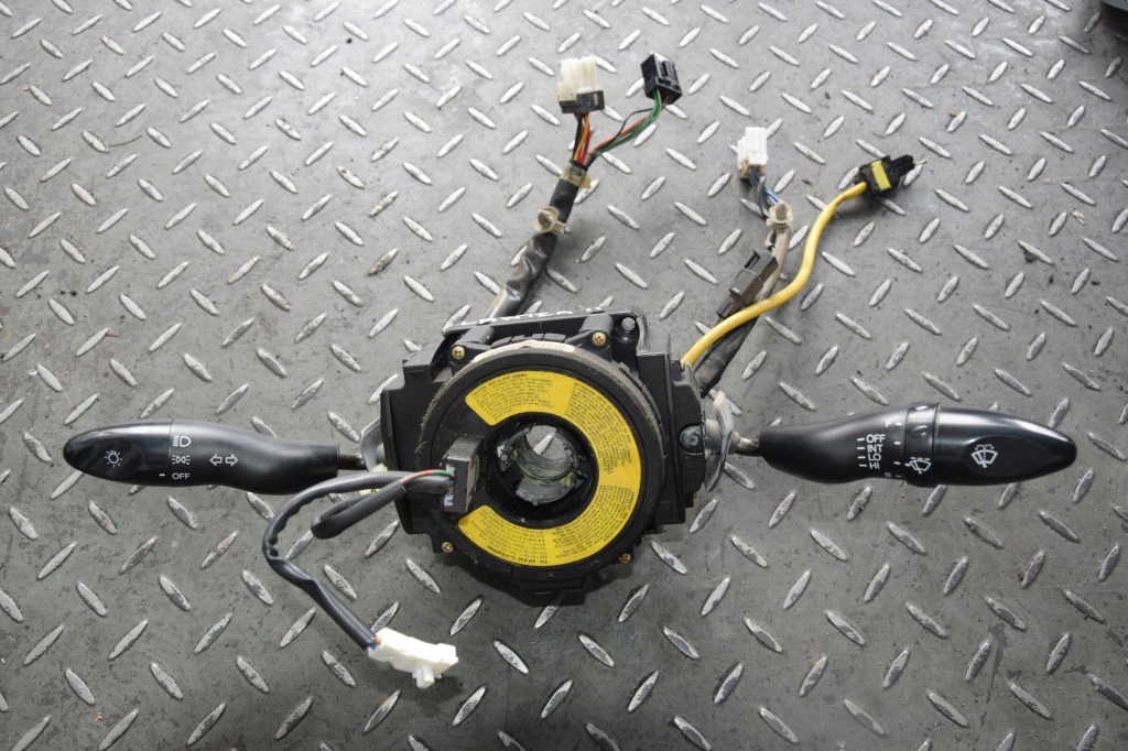 фото №1, Перемикач комбінований hyundai lantra ii