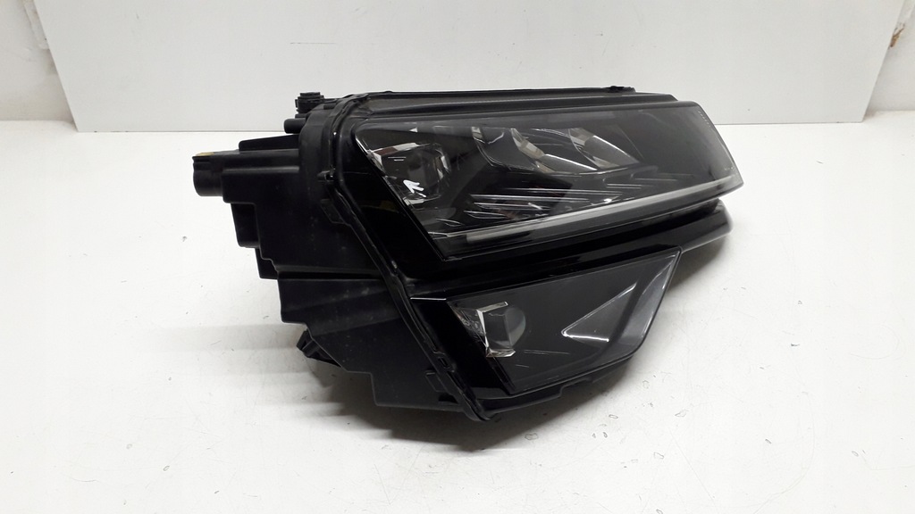 фото №11, Skoda karoq лампа правая передняя full led - корпус