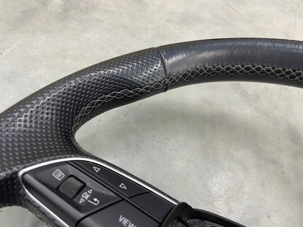 фото №10, Воздуховод a3 8y s-line s3 8y оригинал лепестки переключения перфорированная