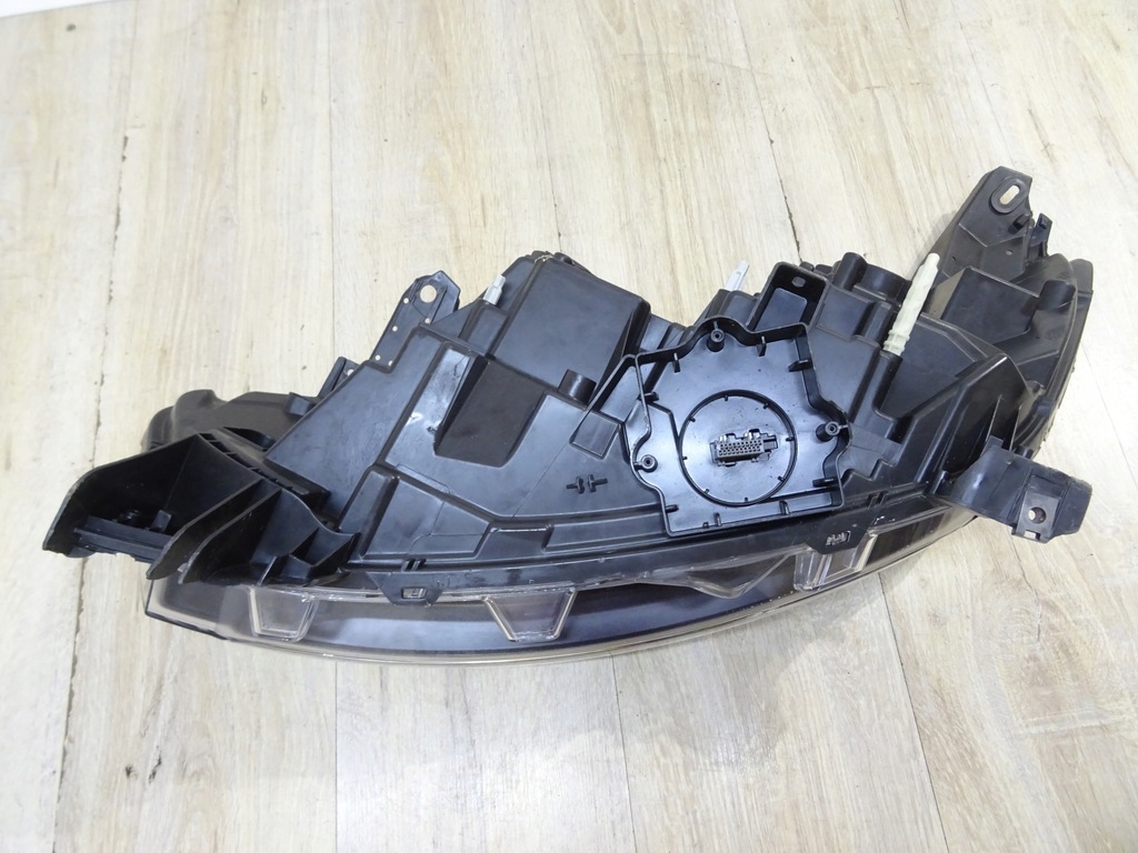 фото №12, Лампа правый перед espace v full led 260108498r