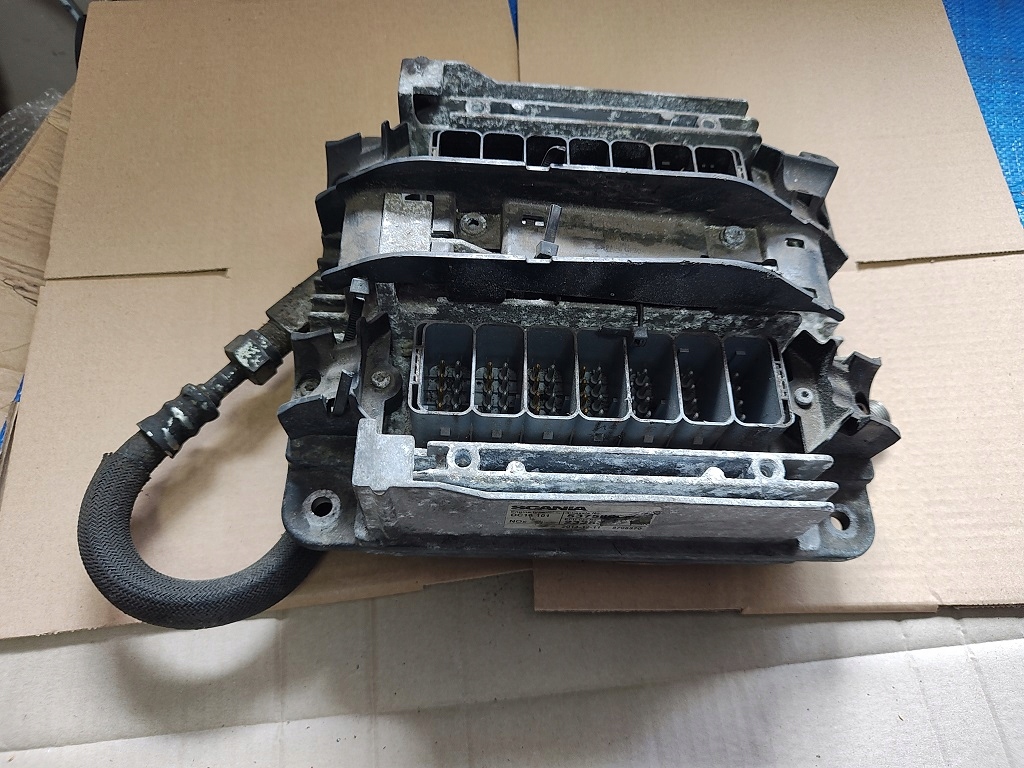 Купить Бортовой компьютер блок управления двигателя scania r520 v8 euro 6 dc16101