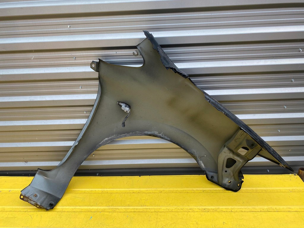 фото №6, Toyota auris i крыло левый перед