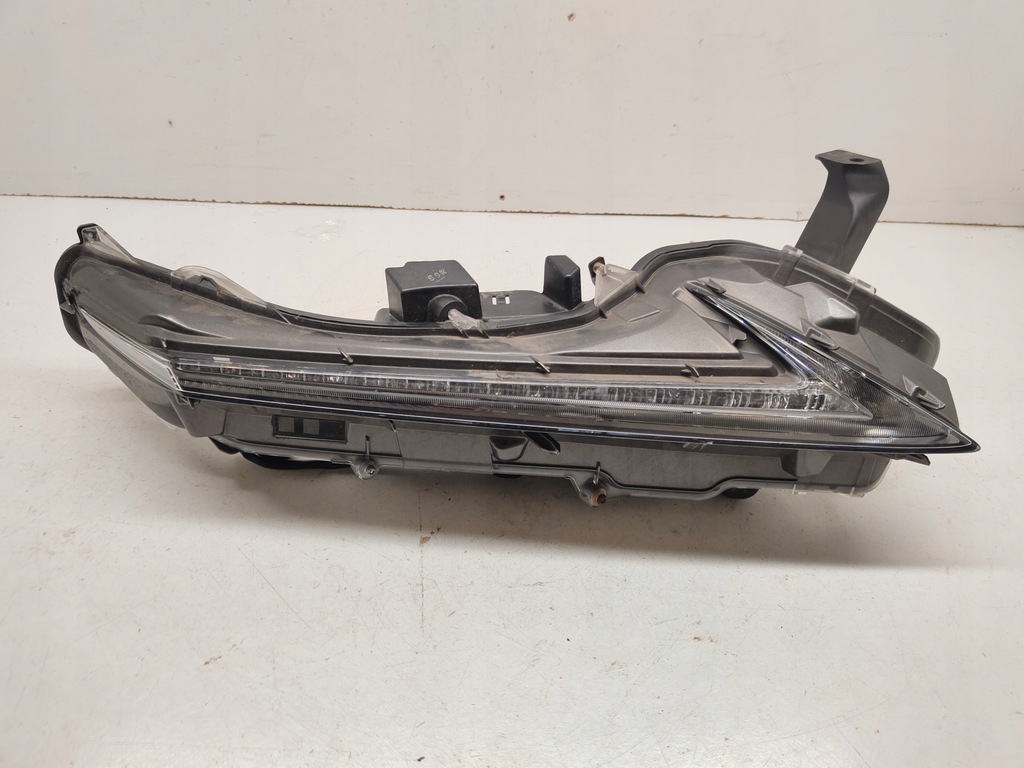 фото №1, Lexus nx 300 правый led перед