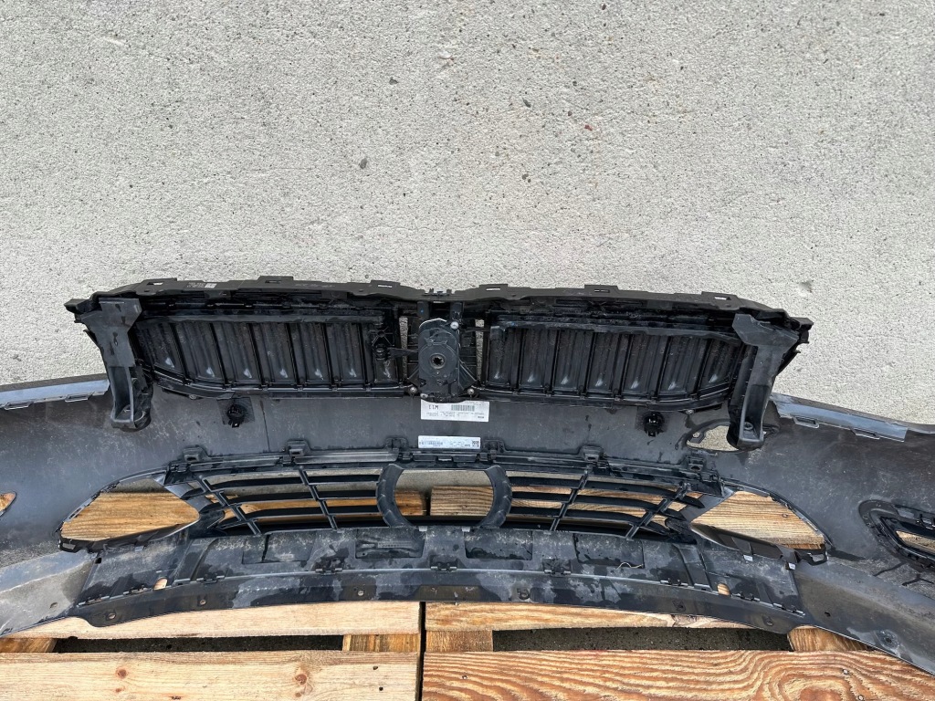 Бампер перед передний bmw 3 g20 g21 2018- + жалюзи решётки радиатора 9465188 + решётки в Украине