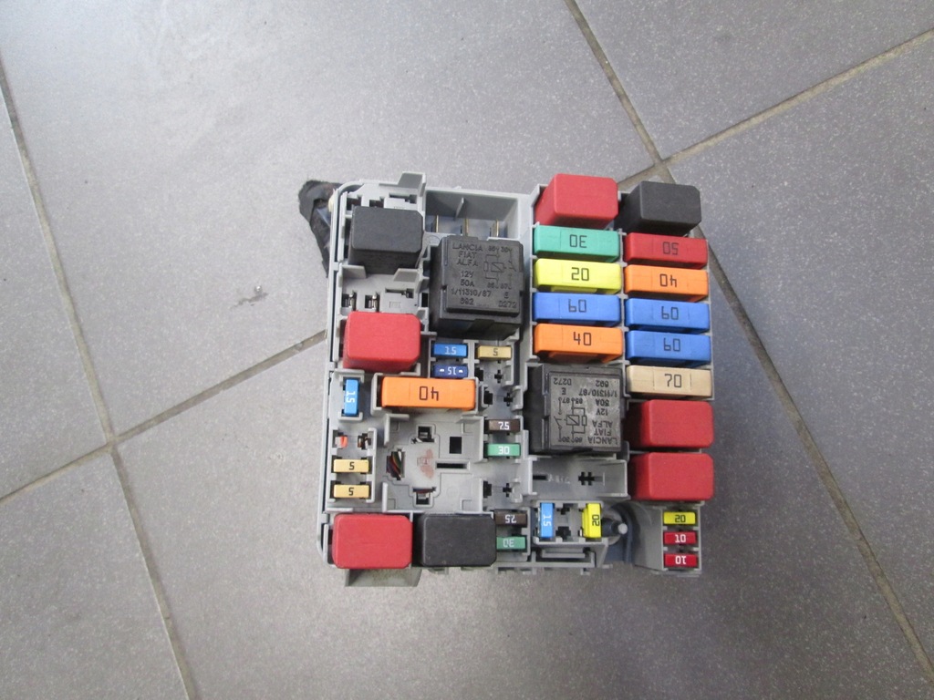 фото №9, Коробка предохранителей giulietta 2.0 jtdm 51867697