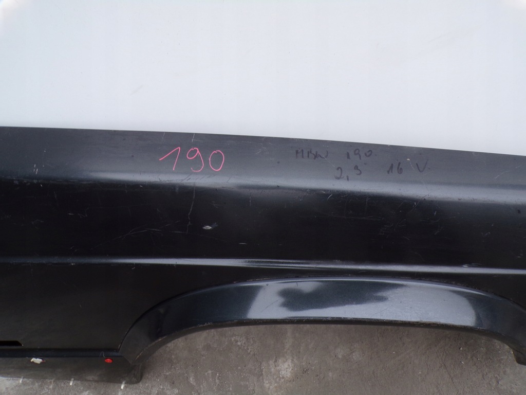 фото №6, Крыло правый перед mercedes w201 190 2.3 16v + молдинг