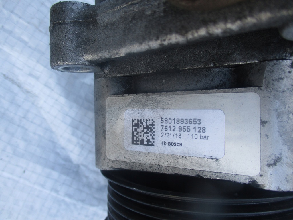 фото №6, Iveco оригинальный номер 5801893653 насос усилителя