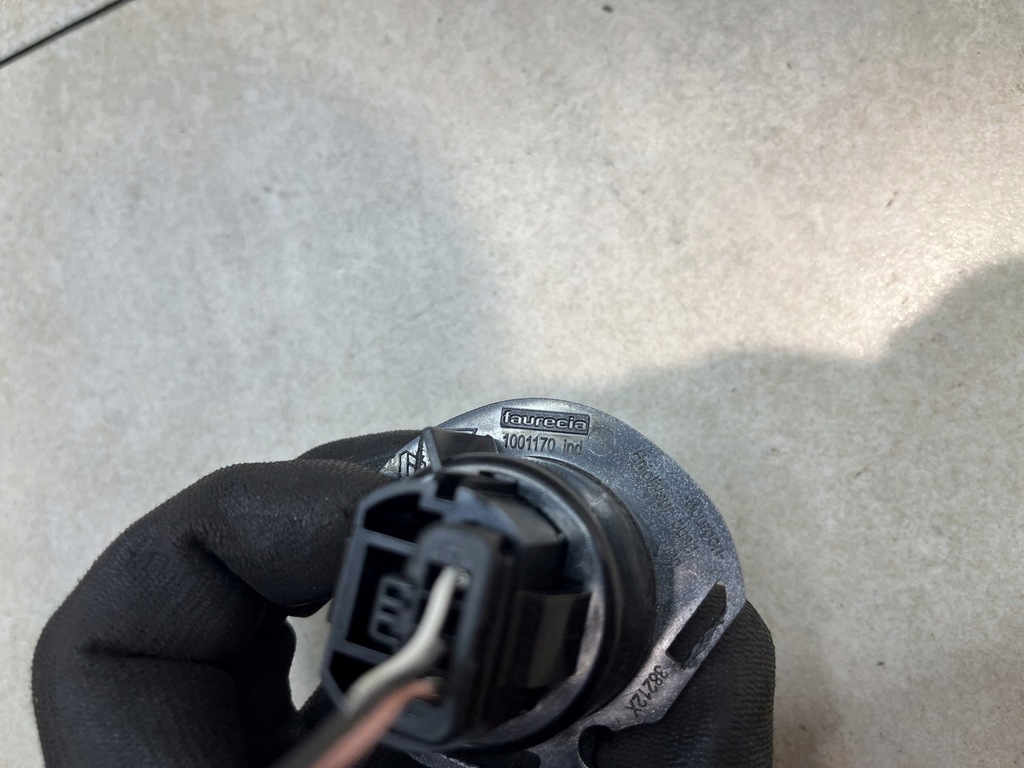 фото №7, Кнопка запуск стоп laguna iii 2.0 ddci 1927937