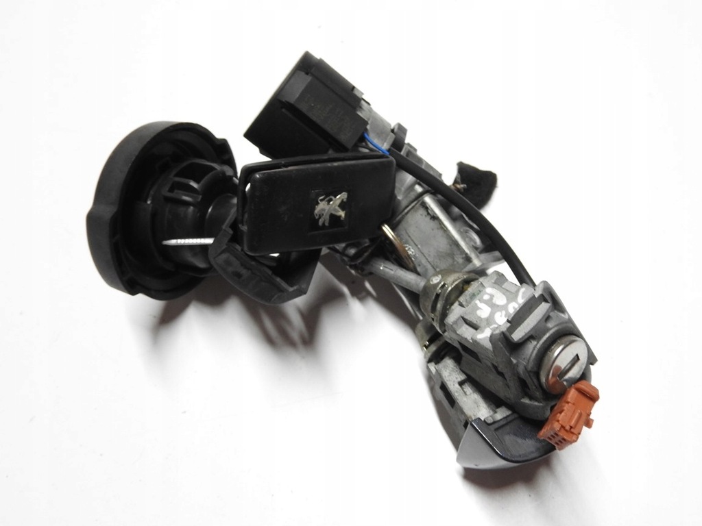 фото №6, Peugeot 308 t7 lift hb 11-13 замок зажигания ключ крышка вкладыши