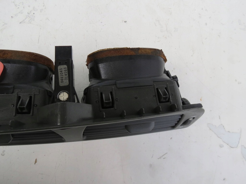 фото №11, Решётка средняя обдув volvo s60 i 2.4 b 140km r5 2001r 3409374