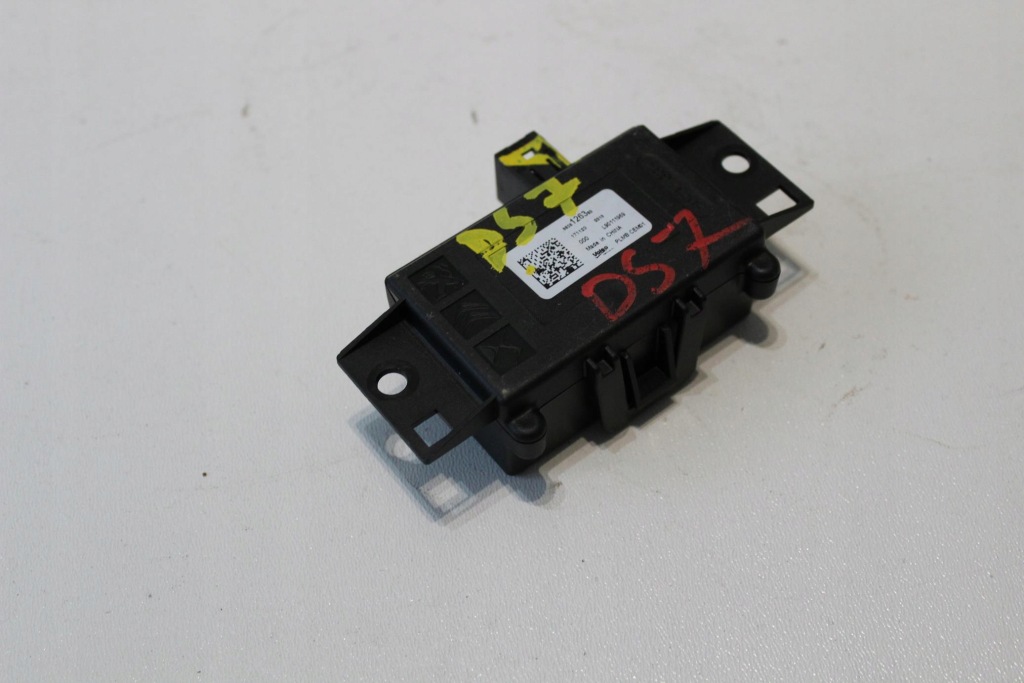 Купить Блок управления модуль 9826126380 citroen ds7