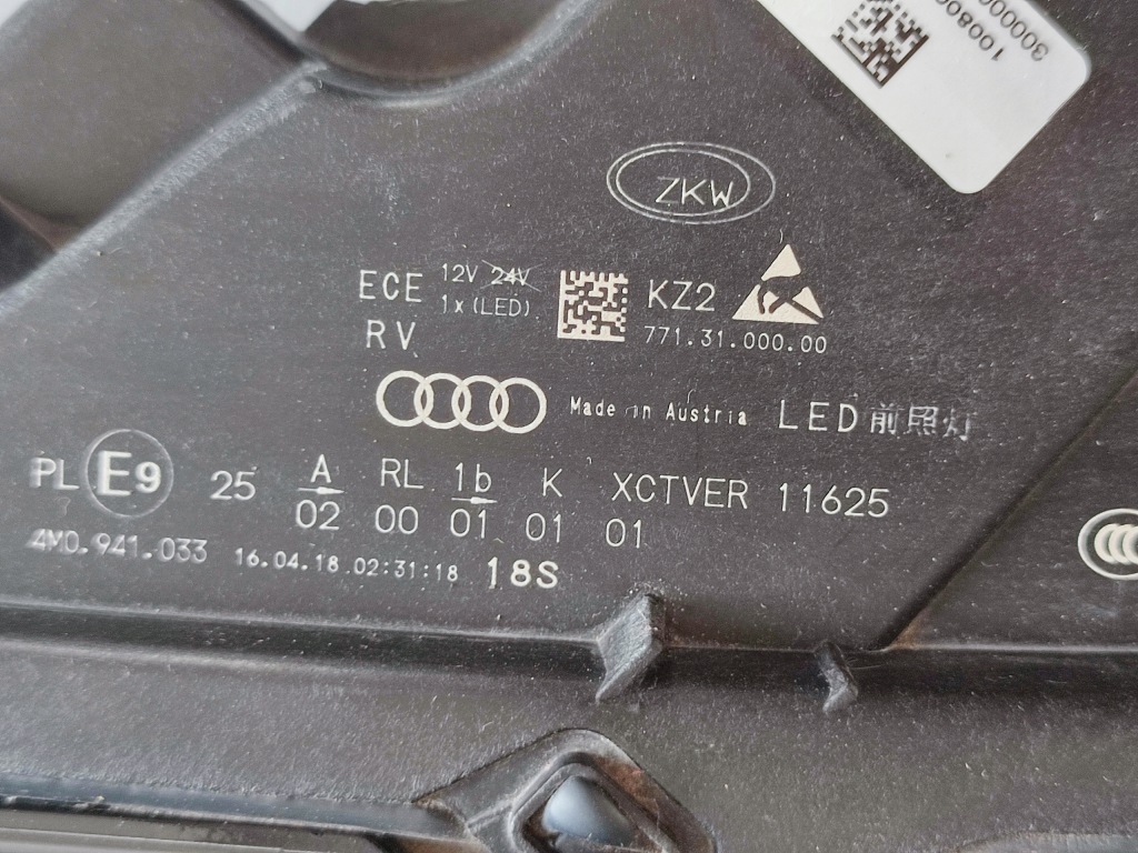 Audi q7 4m0 фара передня ліва перед full led 4m0941033 Доставка