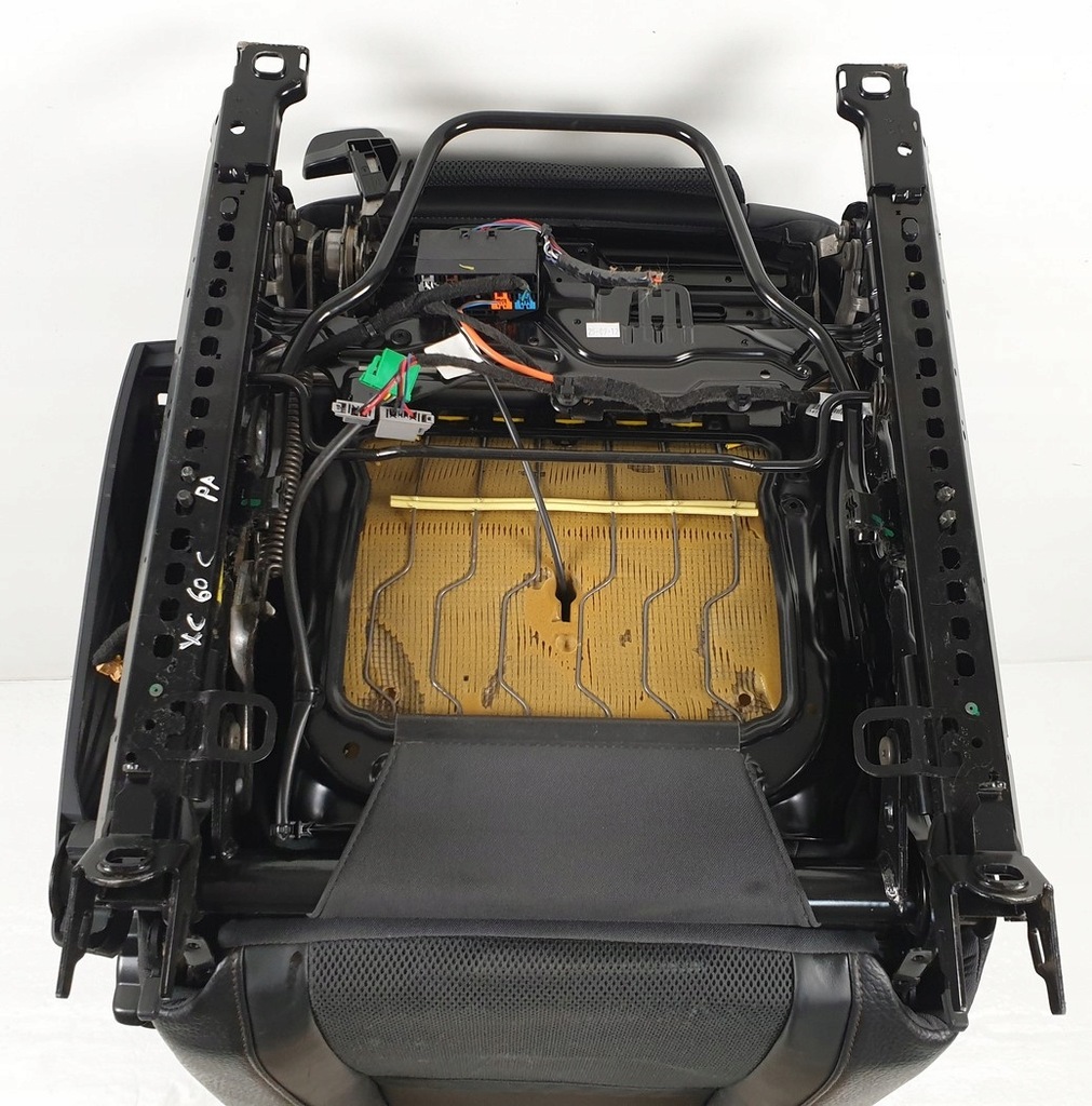 фото №7, Сиденье правый перед volvo xc60 europa с подогревом