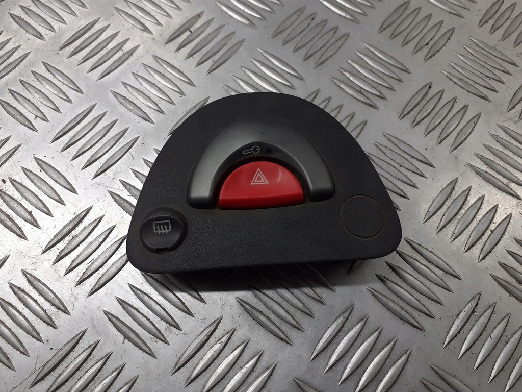 фото №1, Панель света аварийных smart fortwo