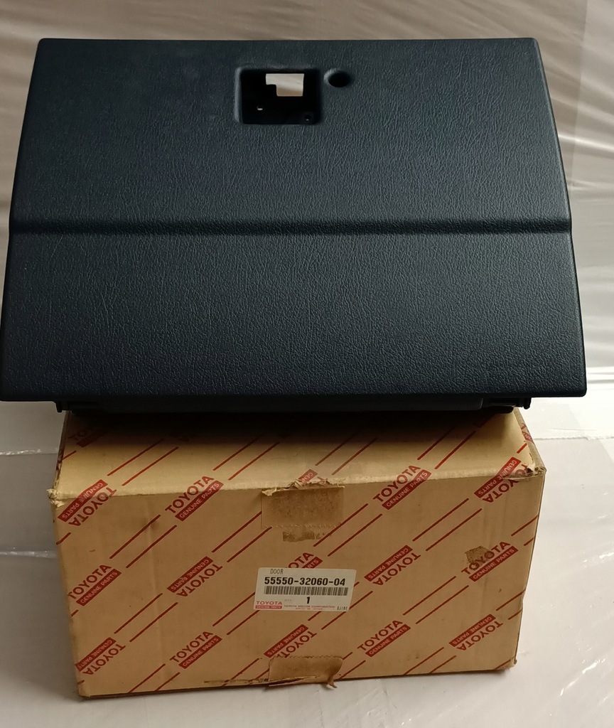 фото №1, Бардачок toyota camry