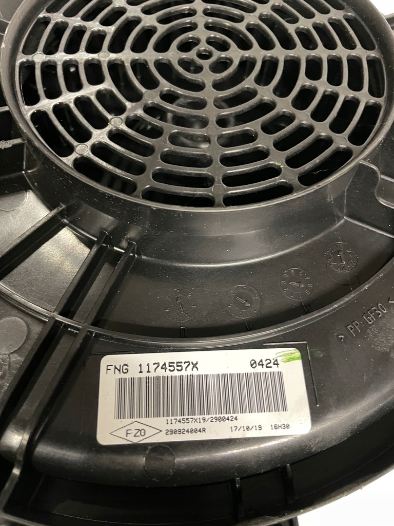 фото №8, Renault zoe ii вентилятор воздуходувка na двигатель воздухозаборник 290924004r 290935816r