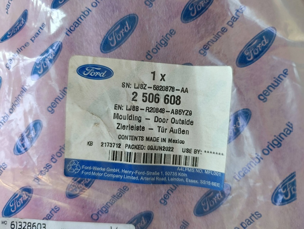 фото №10, Молдинг двері правий перед ford mustang mach-e lj8b-r20848-a