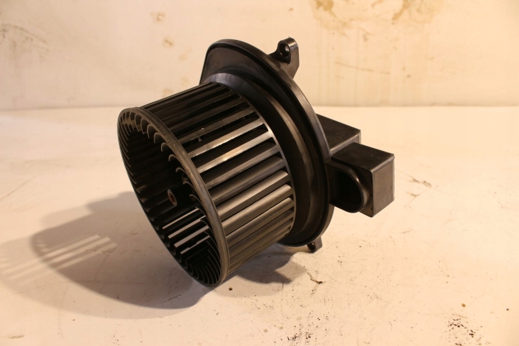 фото №10, Вентилятор воздуходувка отопителя jeep cherokee kk europa