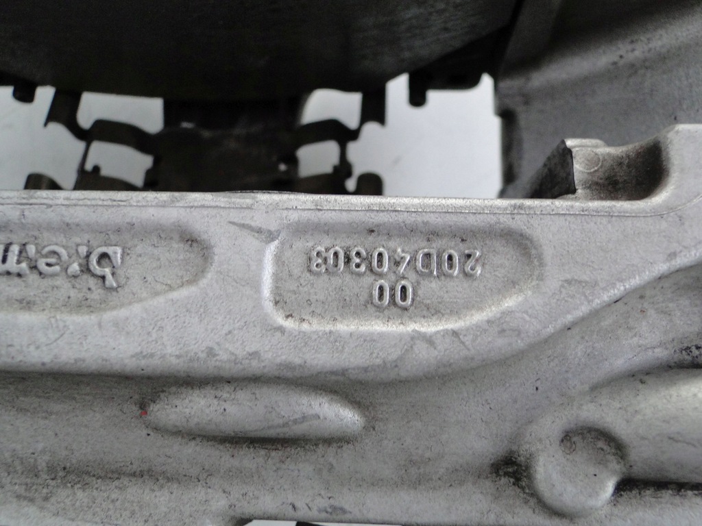 фото №10, Mercedes суппорт передний комплект a 177 cla 118 gla glb 247 x247 35 amg