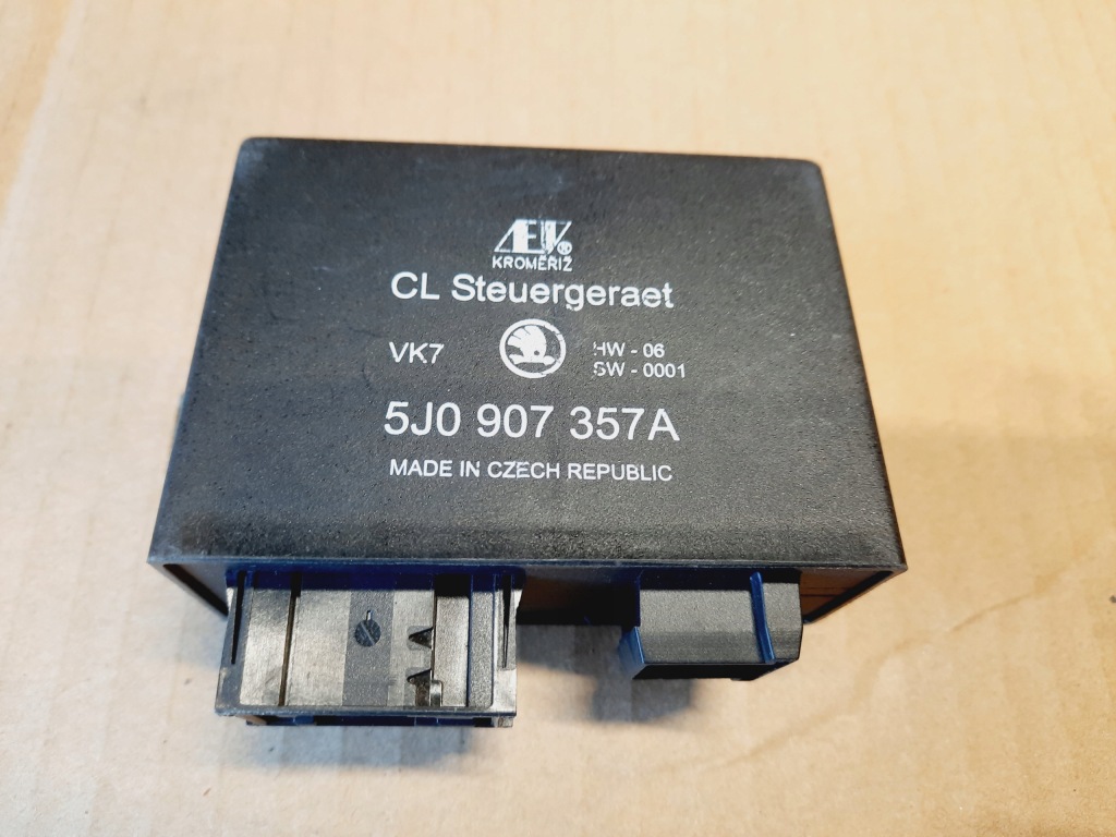 фото №1, Skoda fabia ii модуль блок управления света 5j0907357a