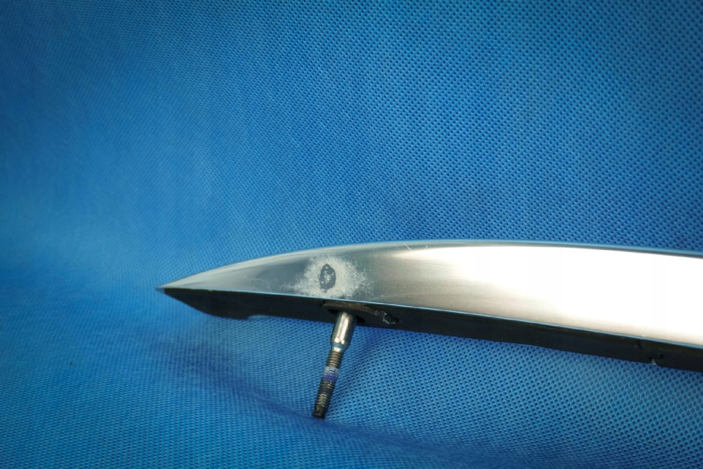 Рейлінг даховий правий audi q5 8r 8r0860022j 2zz в Україні