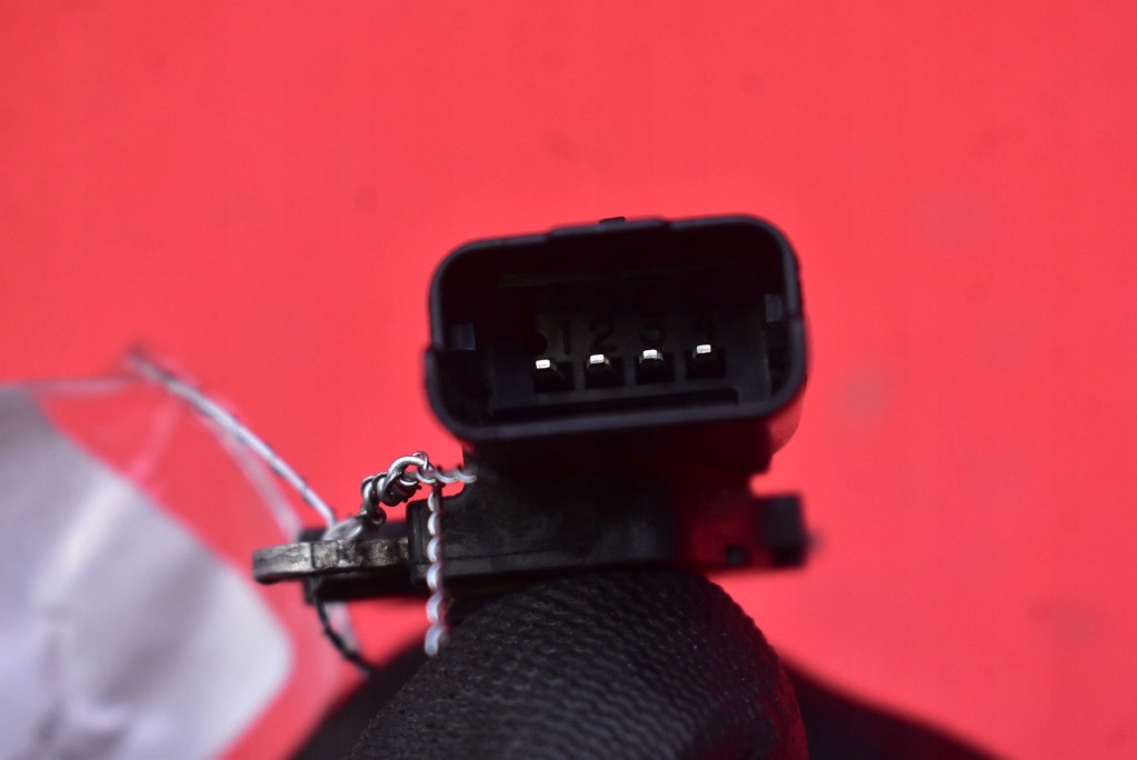 фото №9, Расходомер 9677093080 citroen berlingo 2 ii 1.6 hdi 102 km 15-21