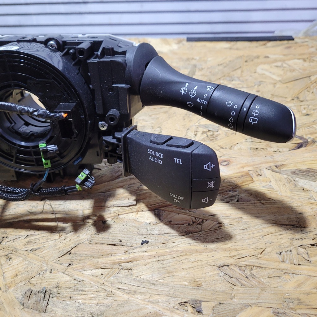 фото №4, Переключатель комбинированный renault 255678341r