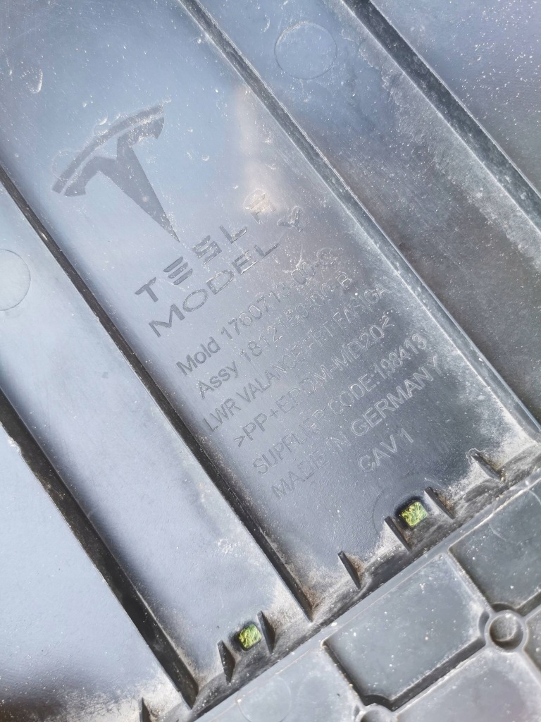 фото №14, Tesla model y бампер перед передний плита противотуманная фара