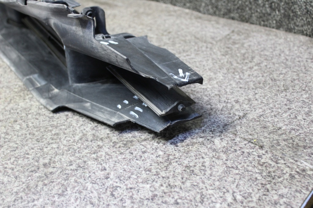 фото №6, Bmw 7 g11 g12 14- шторка ловушка воздуха перед