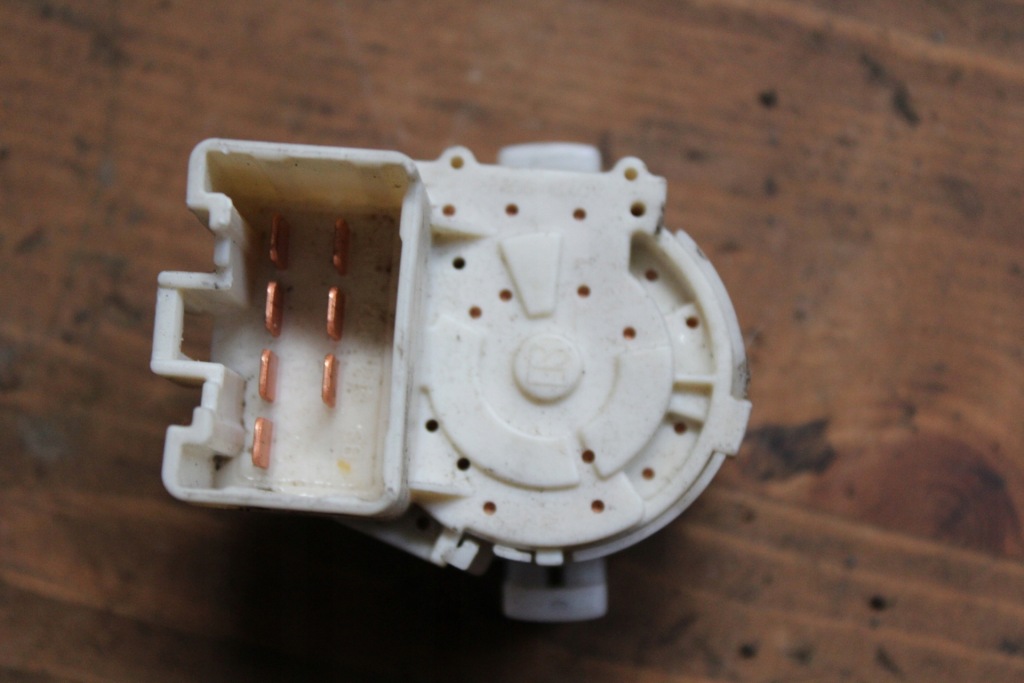 фото №6, Колодка замка запалювання toyota yaris ii 1.33 vvti orginał