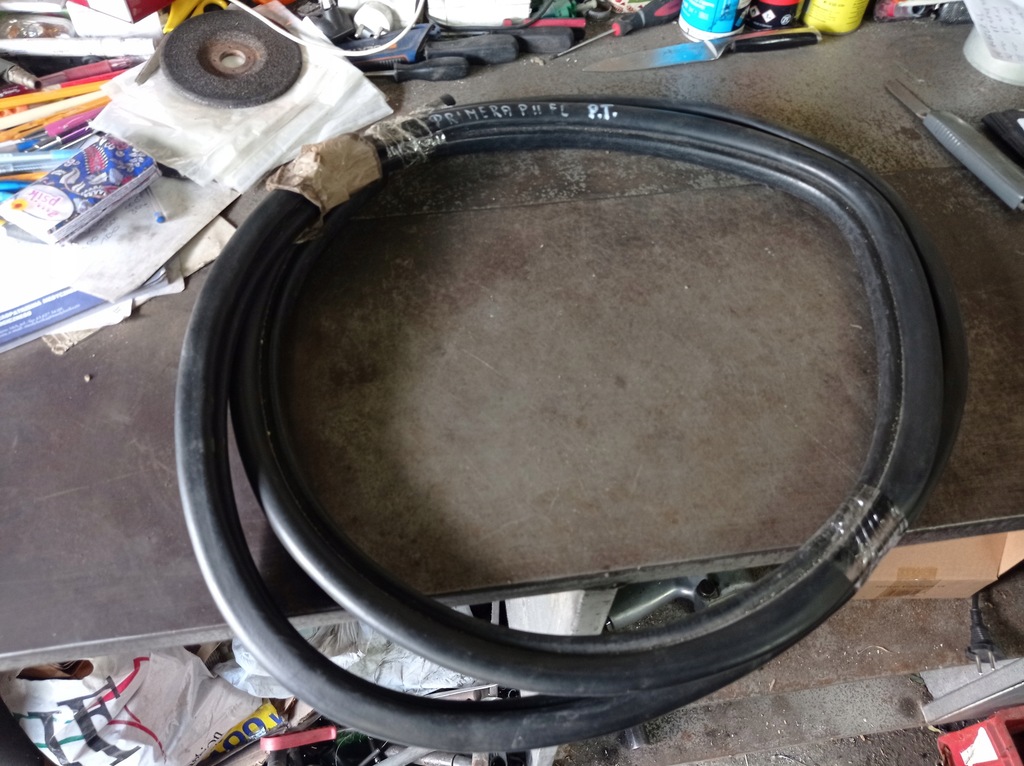 фото №1, Nissan primera p11 hb - прокладка дверь правый задняя