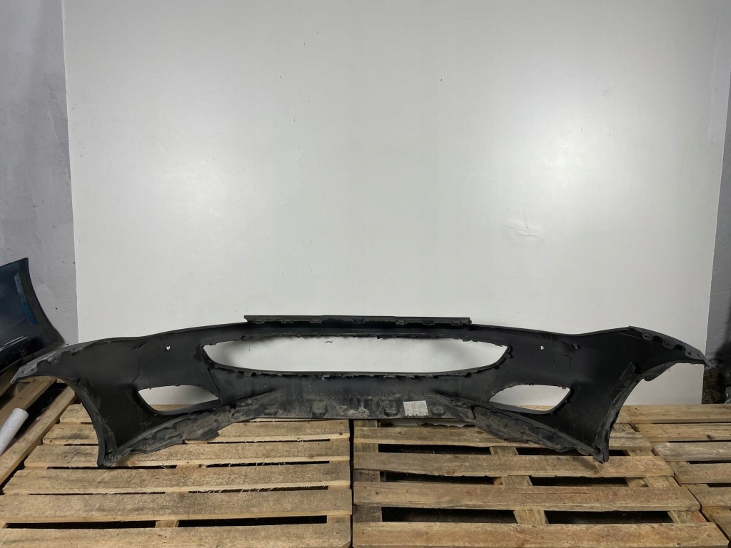 Бампер перед передній ferrari portofino f164 nowka оригінальний 89140600 europ в Україні