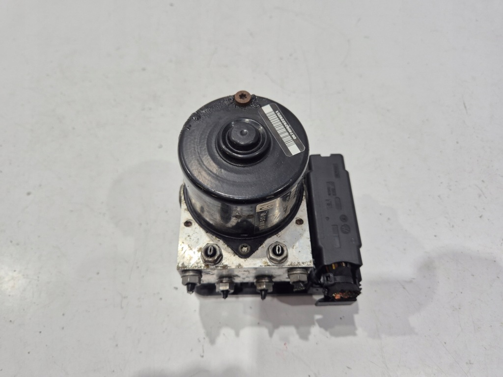 фото №8, Насос abs vw golf v 5 touran i seat leon ii 2 1k0907379q 1k0614517m