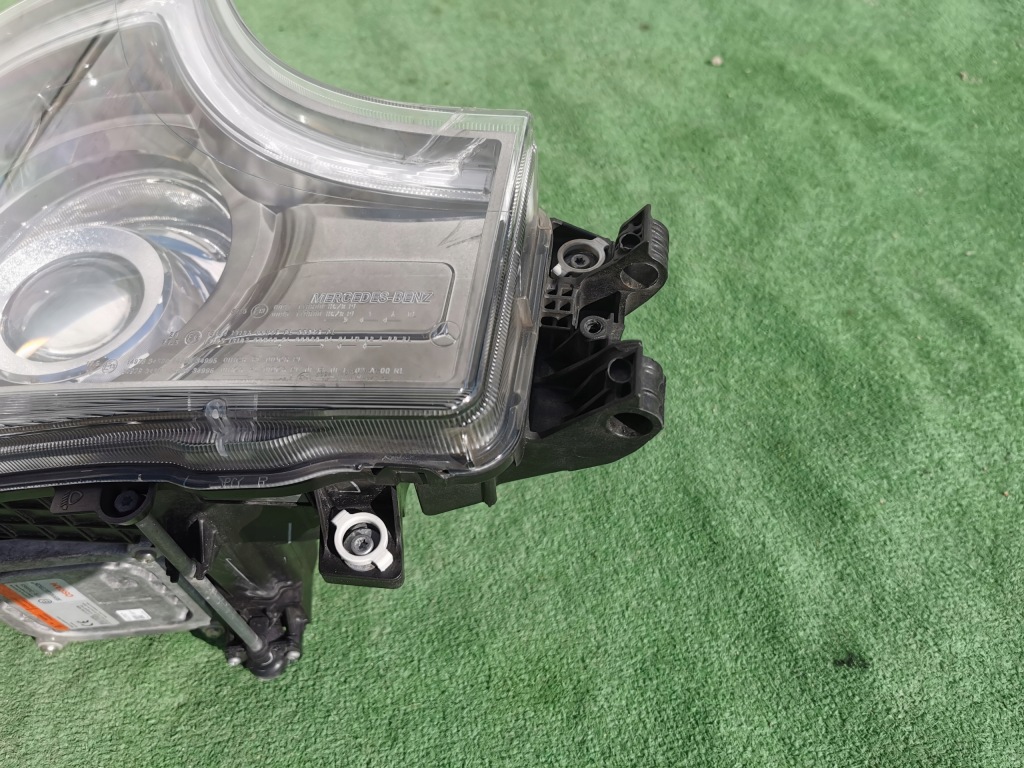 Mercedes actros mp4 фара правый  перед передняя ксенон led a9618206739 Доставка